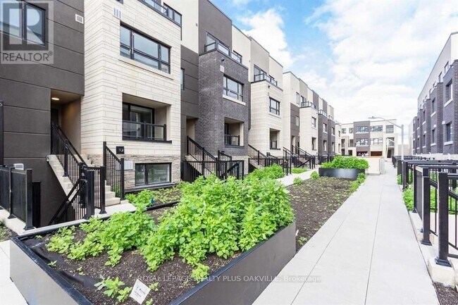 Building Photo - 1139 Cooke Blvd.