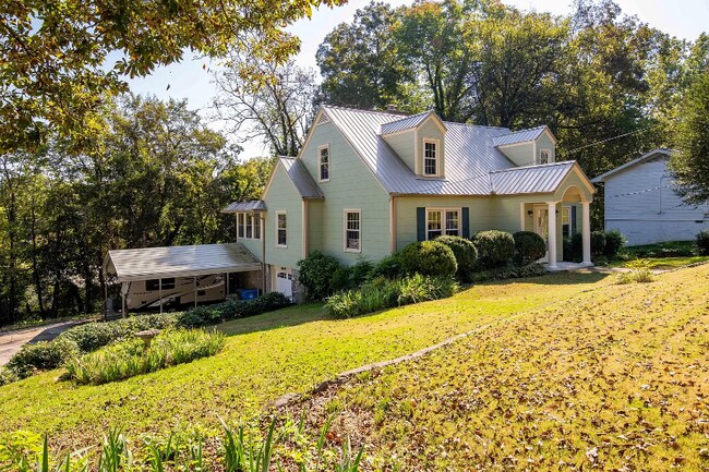 Foto del edificio - 510 Las Lomas Dr