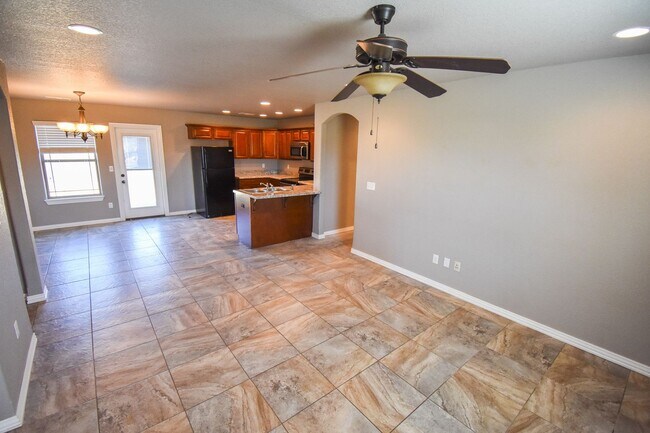 Building Photo - Beautiful 3 Bedroom 2 bath in Prairie Grove