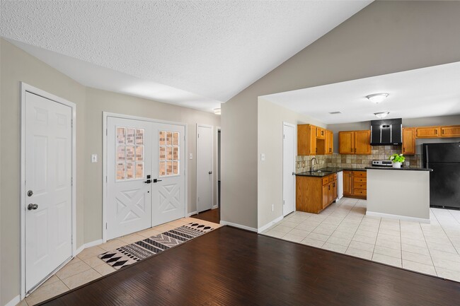 Foto del edificio - 2922 Whetrock Ln