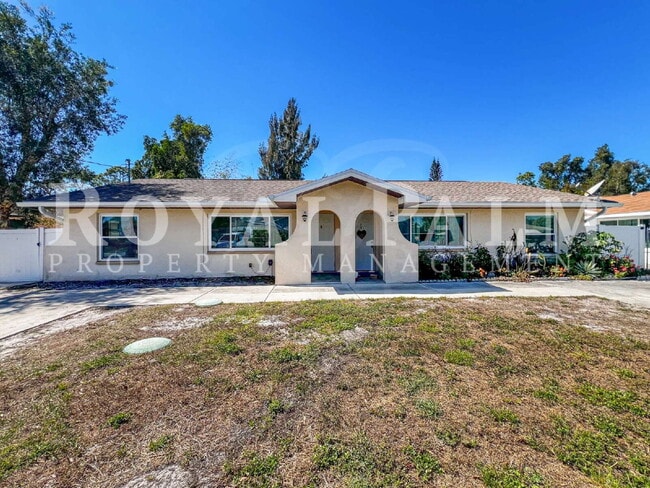 Building Photo - 18660 Miami Blvd