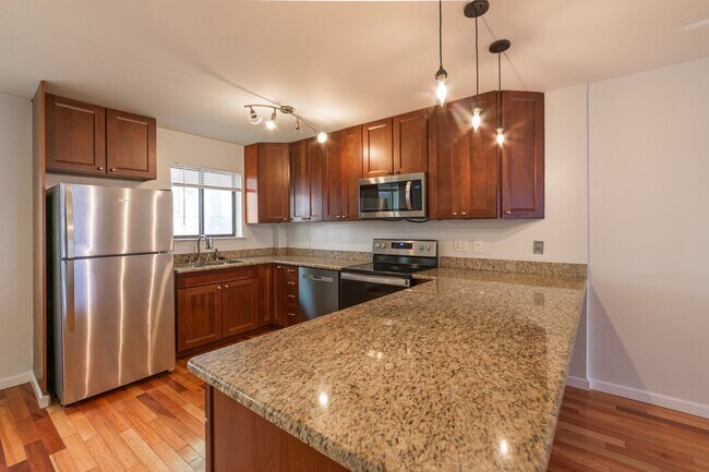 Foto del edificio - Two Bed Washington Square West Apartment