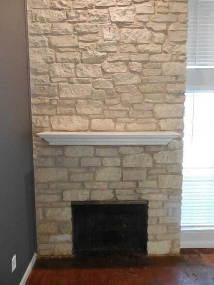 Foto del edificio - 6703 Old Quarry Ln