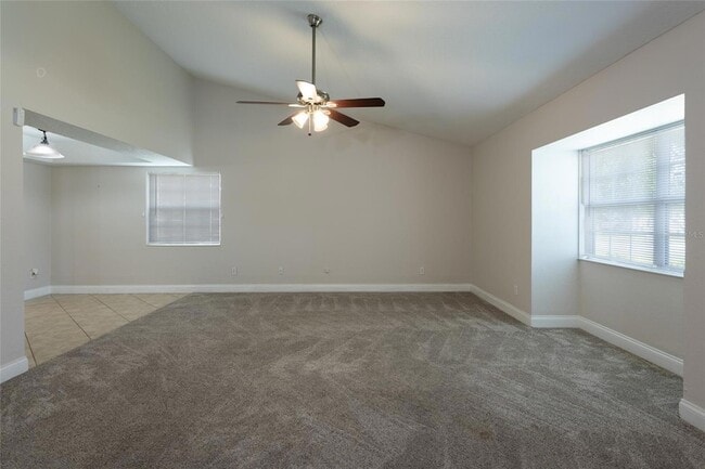 Foto del edificio - 66 Westminster Dr