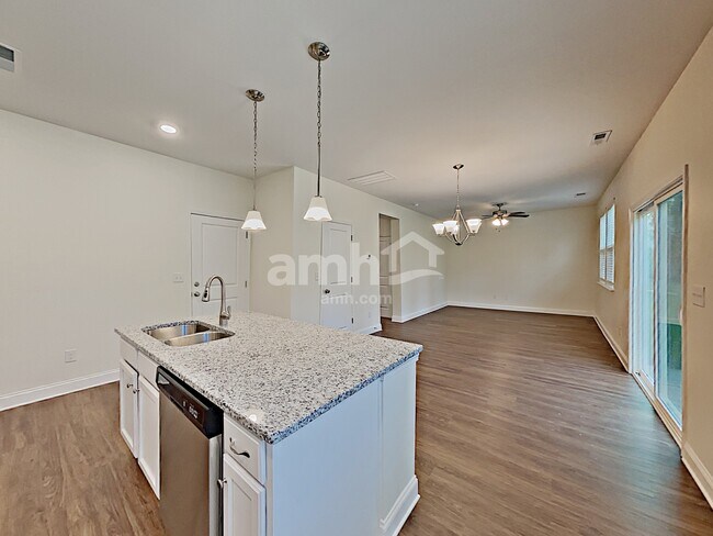 Building Photo - 4941 Wilcrest Ct