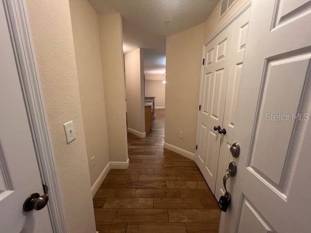 Foto del edificio - 5800 Lake Pointe Village Cir