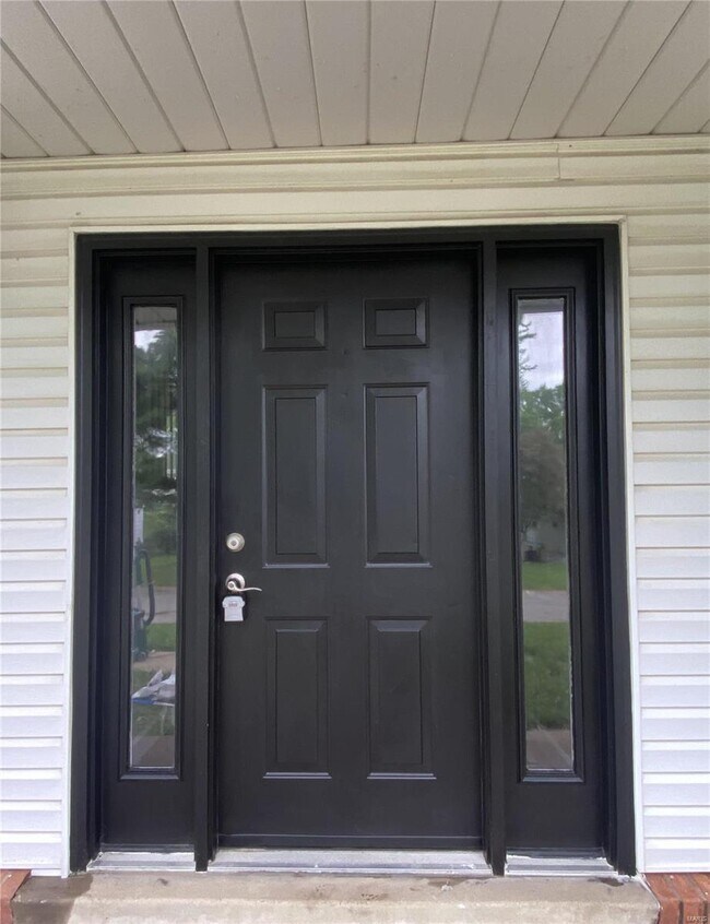 Building Photo - 1309 Drummond Ct