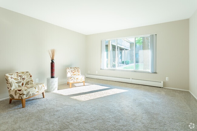 Interior Photo - Pine Valley