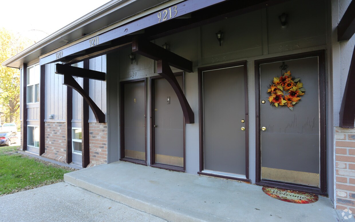 Parkville Place Apartments Apartments 9203 NW 60th St Parkville, MO