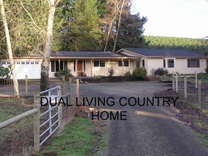 Building Photo - 7588 Heckart Ln SE