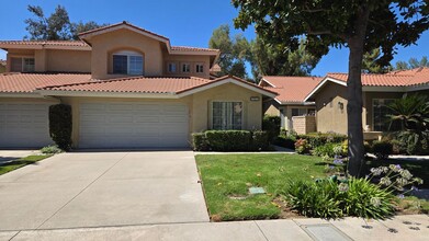 Building Photo - 1520 Upland Hills Dr S