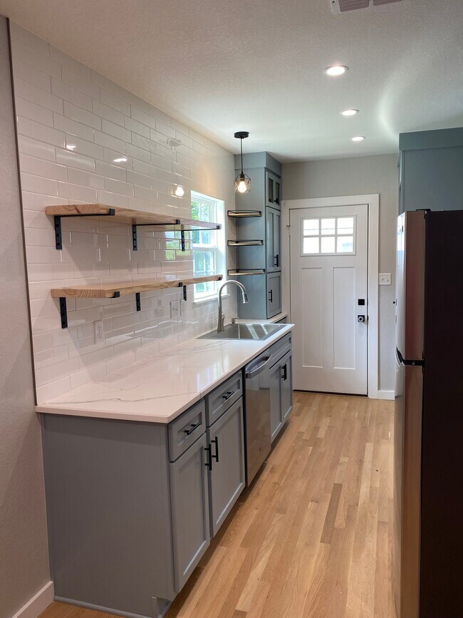 Cocina - 1811 Garfield St