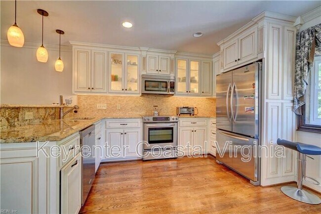 Foto del edificio - 108 Commerce St