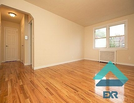Foto del edificio - 2806 172nd St