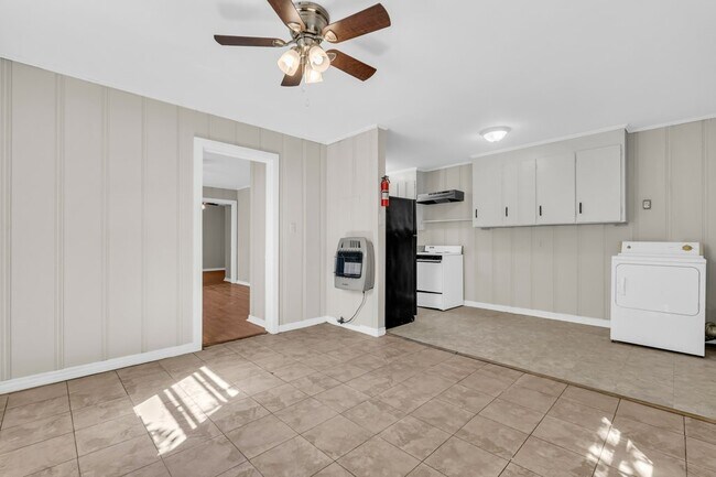 Building Photo - 305 Old West Point Rd