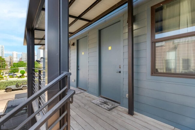 Building Photo - 1201 E Cesar Chavez St