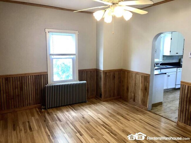 Building Photo - Spacious 3 bed/2 bath located in St Cloud!
