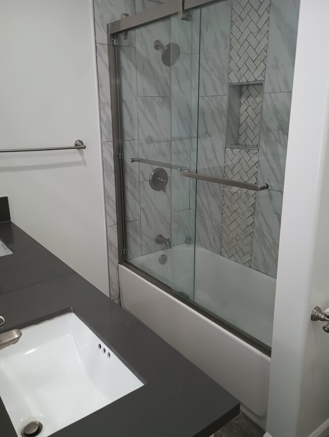 Foto del edificio - 25519 Belle Porte Ave