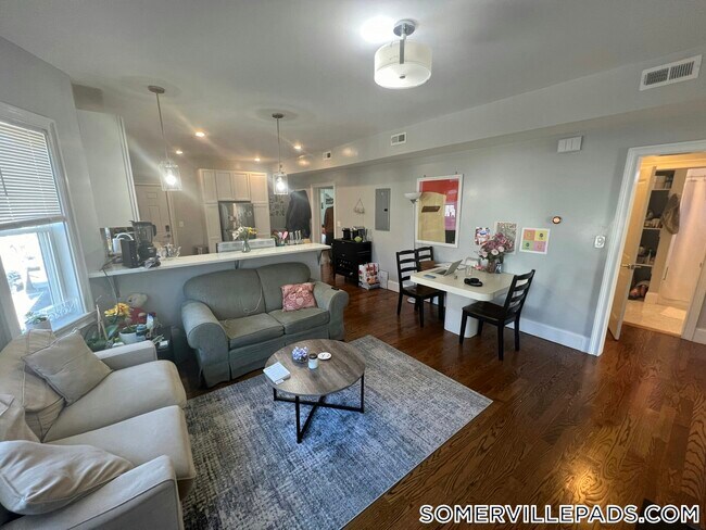 Foto del edificio - 337 Highland Ave