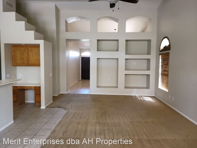 Foto del edificio - 5 br, 2 bath House - 1342 N JACKSON ST