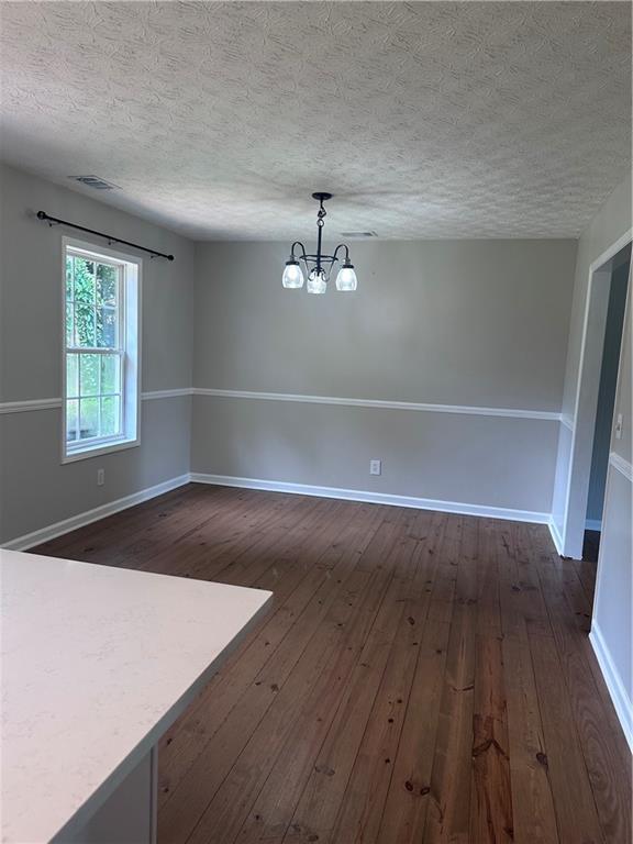 Foto del edificio - 3364 Stilesboro Rd NW