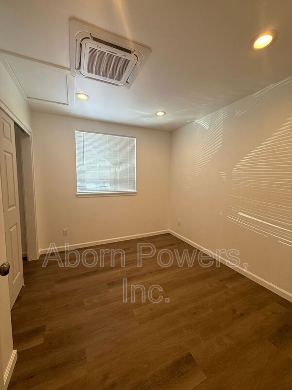 Building Photo - 3173 Ridge Ct