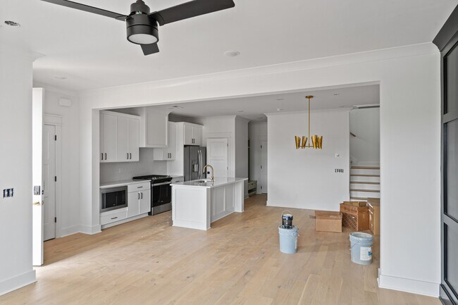 Photo - 1714 Carvell Ave House