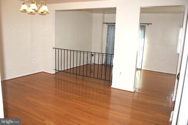 Foto del edificio - 7438 Ardglass Dr