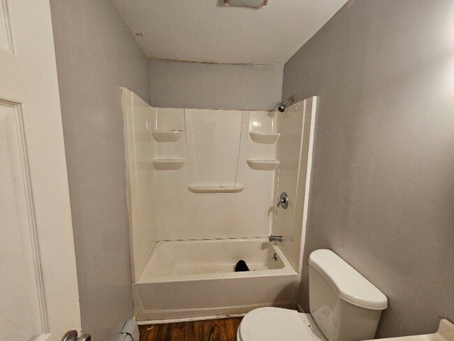 Foto del edificio - 782 Hallett St