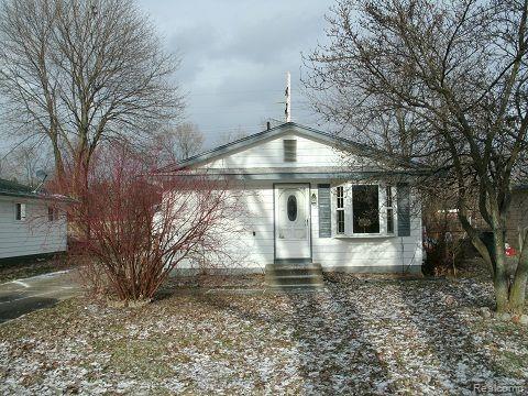 Primary Photo - 6690 Saline Dr
