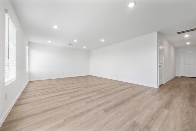 Building Photo - 3013 Alder Flower Dr