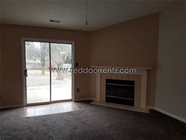 Foto del edificio - Coming Soon! Wonderful Carmel Home!