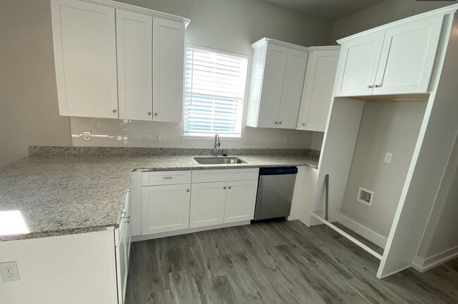 Foto del edificio - 3 Bedroom, 2 Bathroom Home – Historic Downtown Gainesville