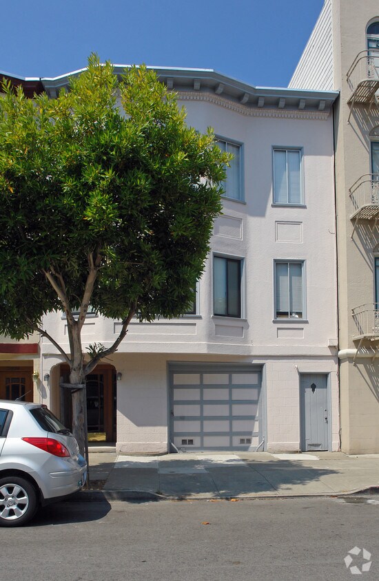 Building Photo - 3475 Pierce St