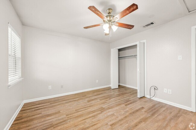 Foto del interior - Seasons & Woodale Apartments