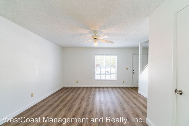 Building Photo - 3 br, 2.5 bath House - 5130 Sunridge Palms...