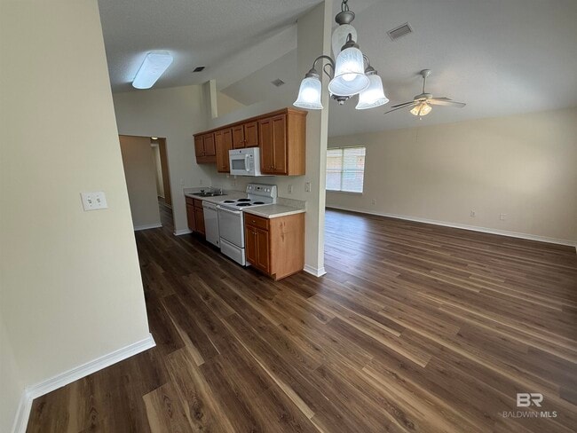 Foto del edificio - 104 Kemper Ln