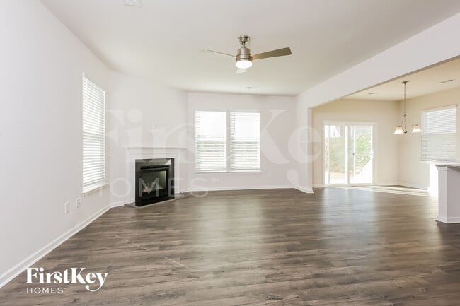 Foto del edificio - 23 Wild Lily Dr