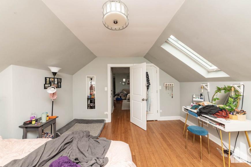 Primary Photo - 2 bedroom in Chicago IL 60622