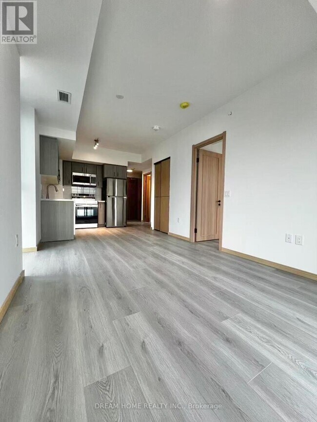 Building Photo - 3429 Sheppard Ave E