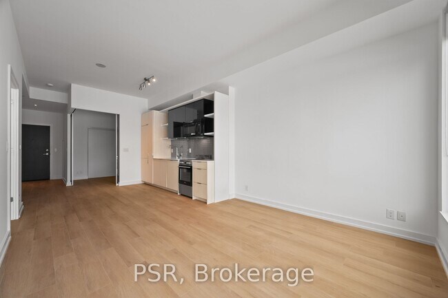 Photo du bâtiment - 6 Parkwood Av