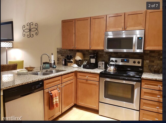 Foto del edificio - 2 br, 1 bath  - 1517 Kenilworth Ave Unit 108