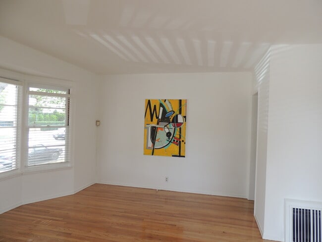 Building Photo - 1301 California Ave