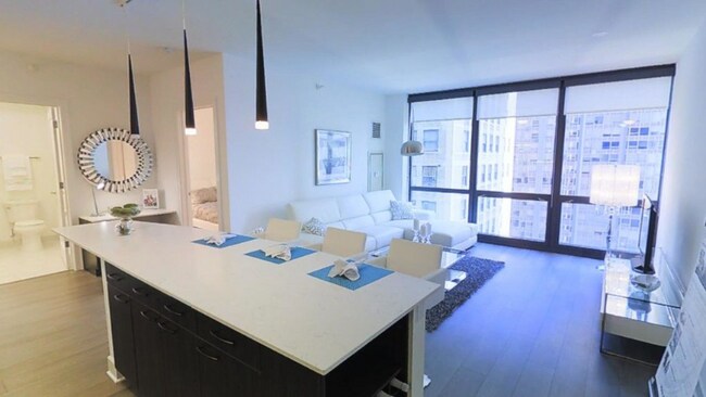 Foto del edificio - 73 E Lake St
