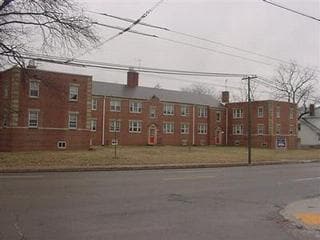 Foto del edificio - The Suites On North Main