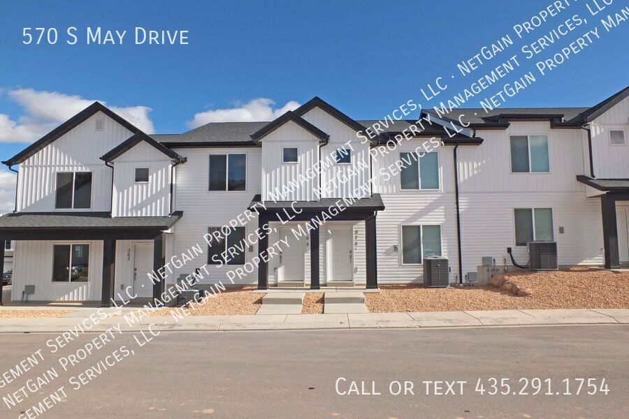 Foto principal - Brand New Townhome Available now