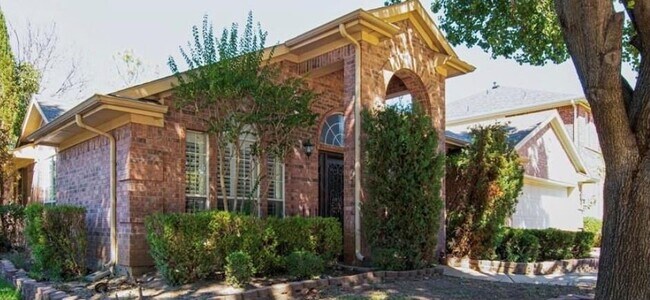Building Photo - 5525 Murton Pl
