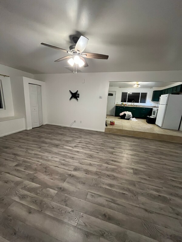 Foto del edificio - 24175 Euclid Ave