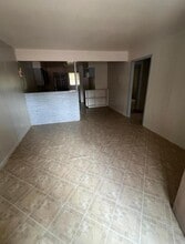 Building Photo - 5434 Makeig St