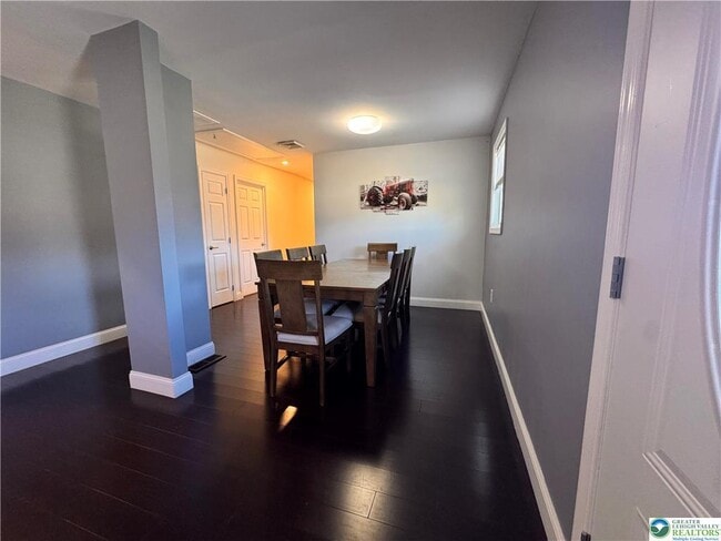 Building Photo - 354 Granger Rd